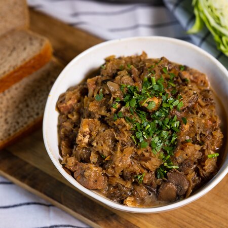 Bigos z kiełbasą z własnej wędzarni 500g